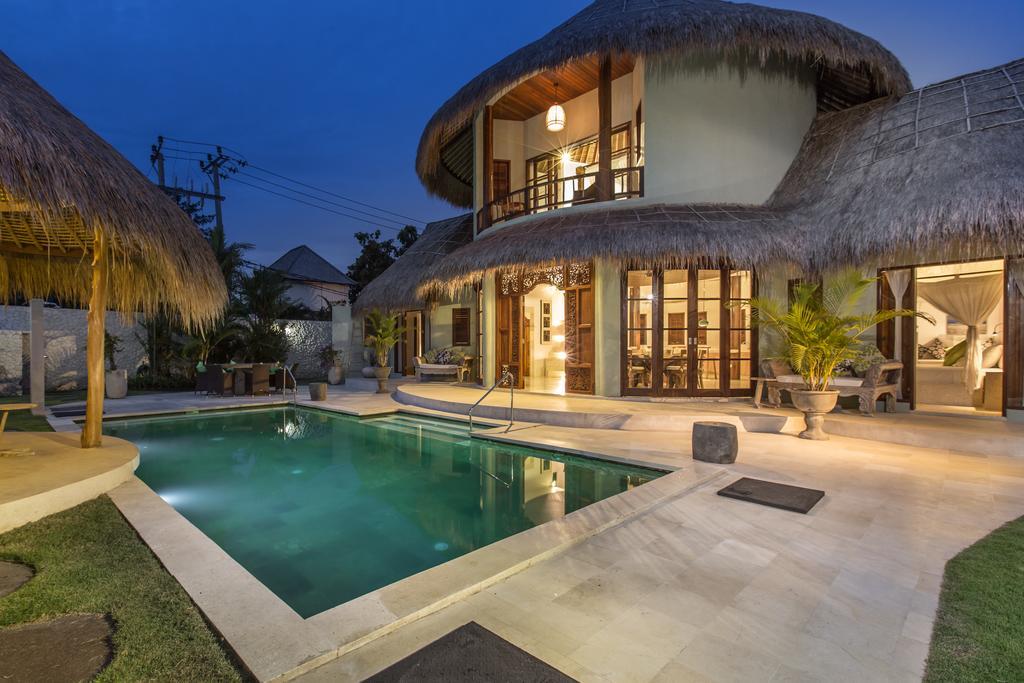 Villa Annuello Uluwatu Buitenkant foto